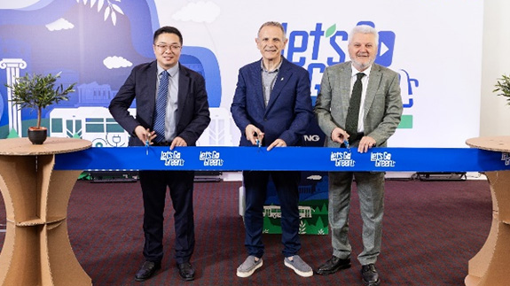Η Θεσσαλονίκη υποδέχθηκε το “Let’s Go Green”  Δυναμική συμμετοχή των πολιτών και του ΟΑΣΘ στην εκστρατεία βιώσιμης κινητικότητας της Yutong