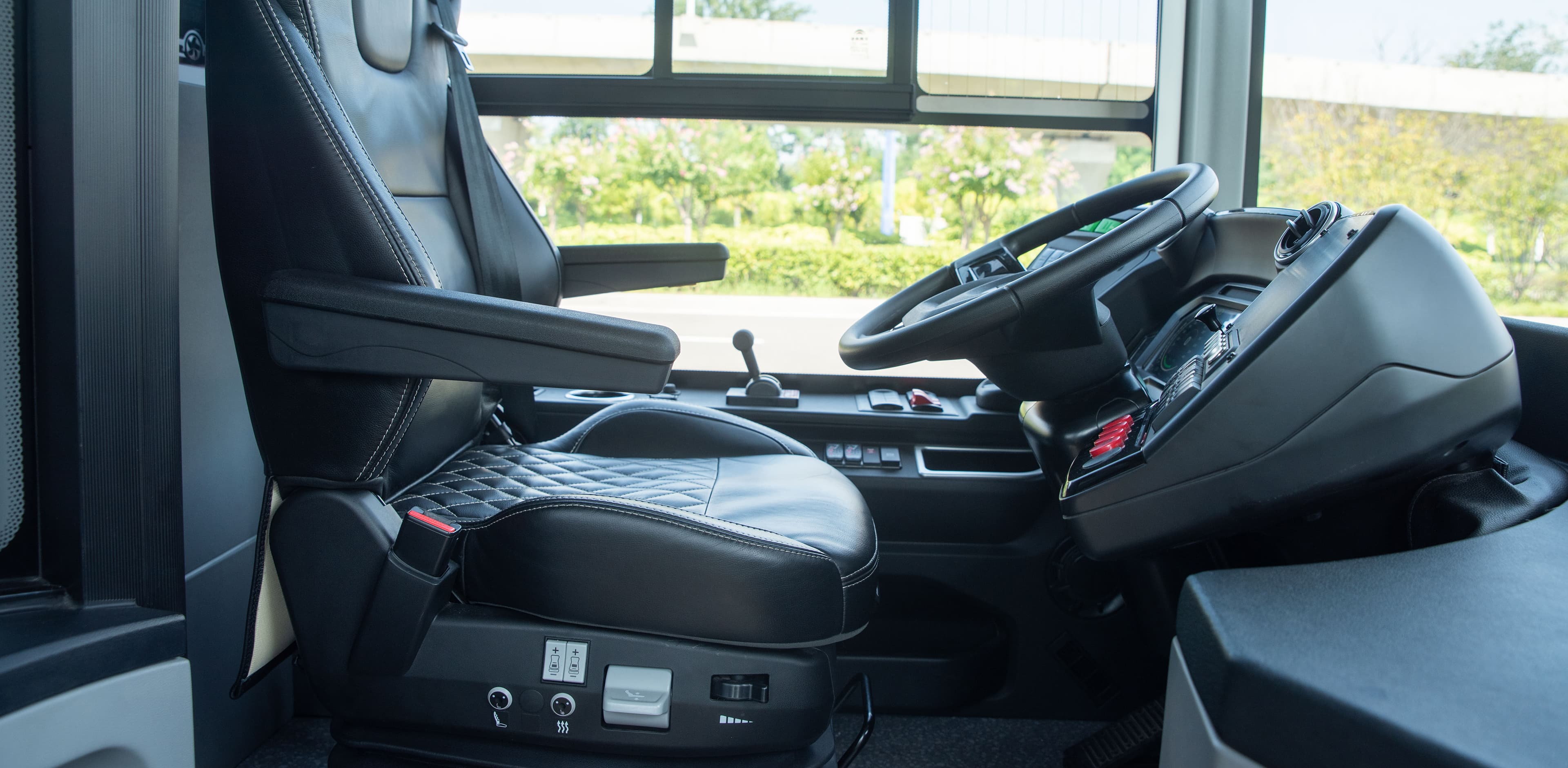 Full air suspended driver seat